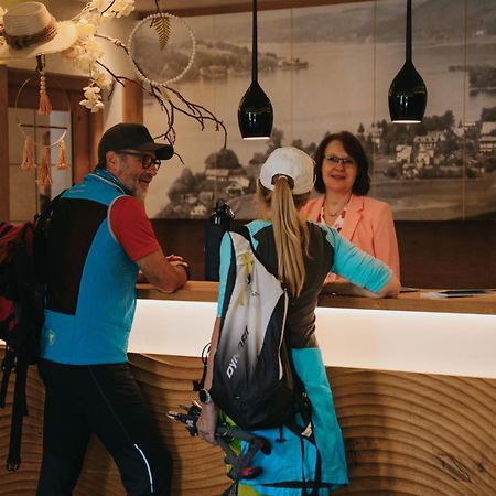 Seehotel Das Jo Пёрчах-ам-Вёртерзе Экстерьер фото