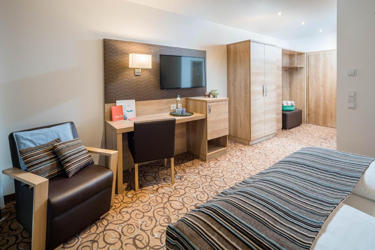 Seehotel Das Jo Пёрчах-ам-Вёртерзе Экстерьер фото