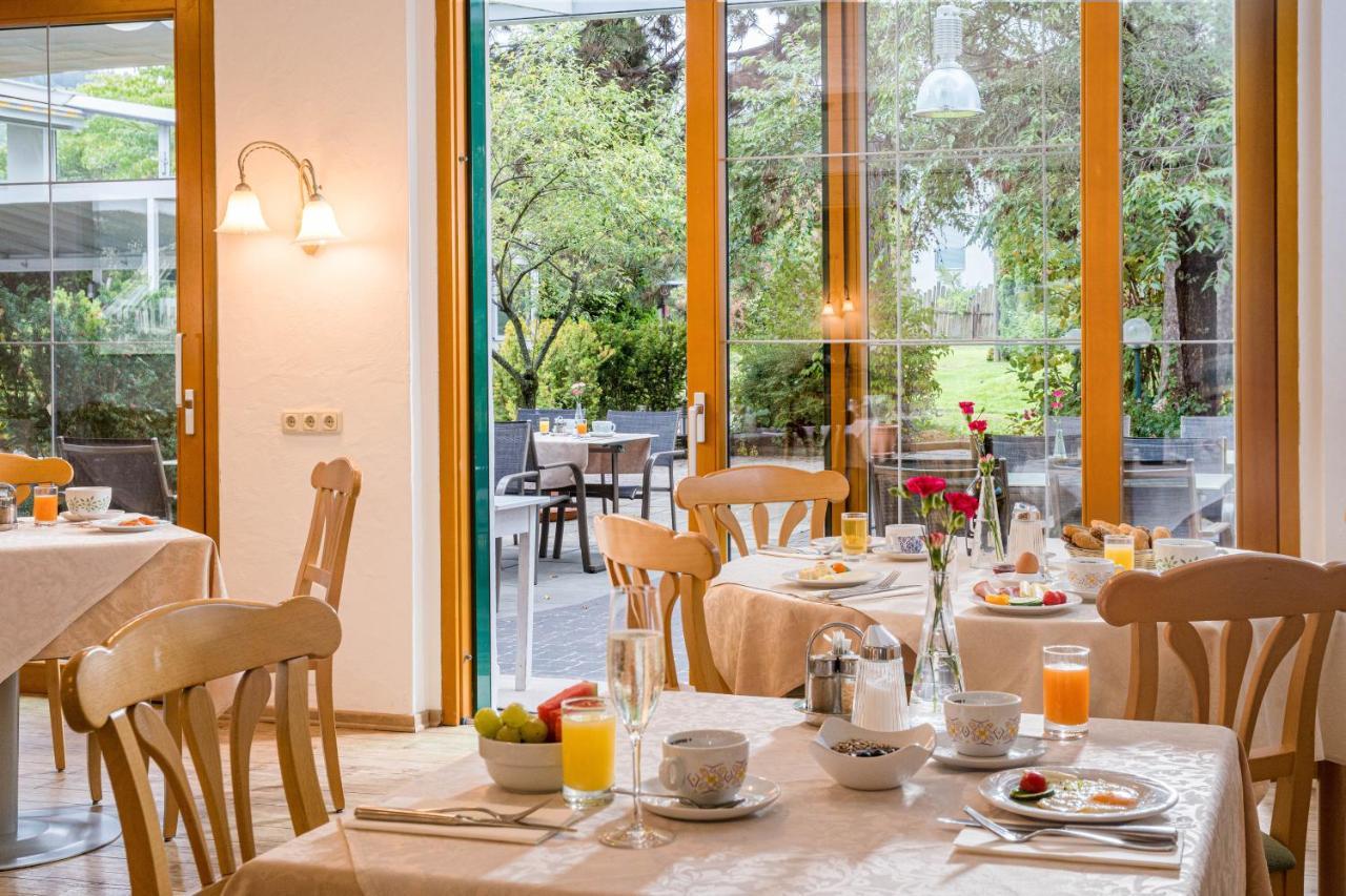 Seehotel Das Jo Пёрчах-ам-Вёртерзе Экстерьер фото