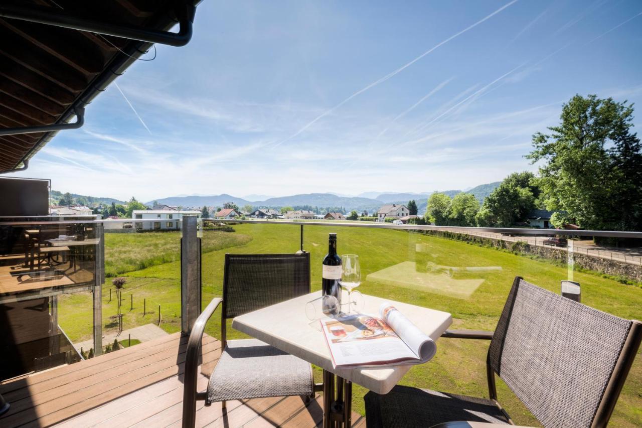 Seehotel Das Jo Пёрчах-ам-Вёртерзе Экстерьер фото