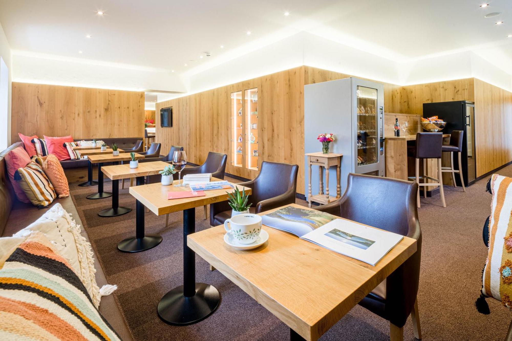 Seehotel Das Jo Пёрчах-ам-Вёртерзе Экстерьер фото